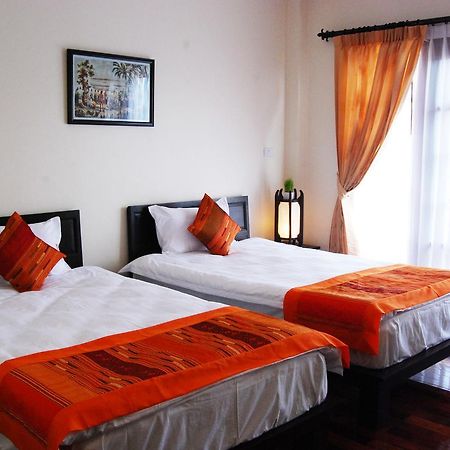 Vayakorn Inn Vientiane Esterno foto