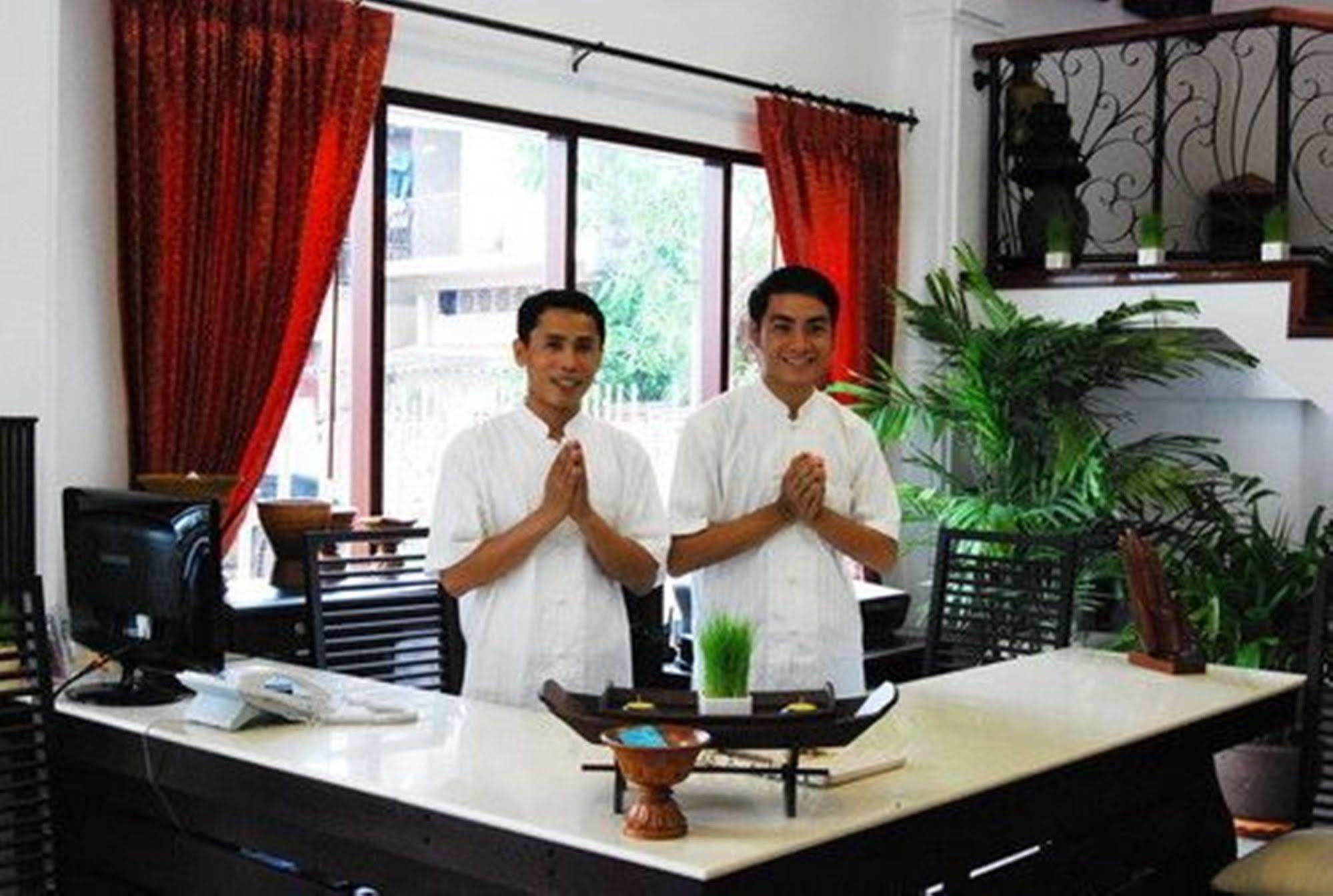 Vayakorn Inn Vientiane Esterno foto